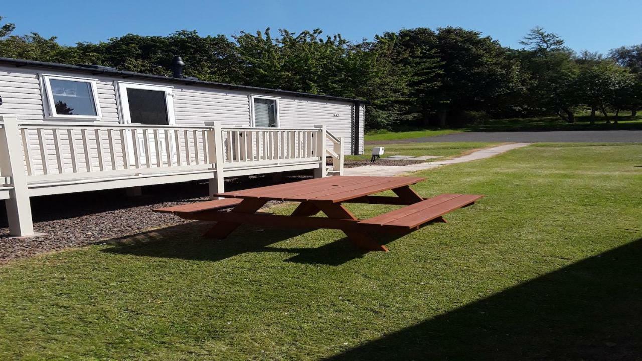 Caravan On Fantastic Site Dunbar Exterior photo
